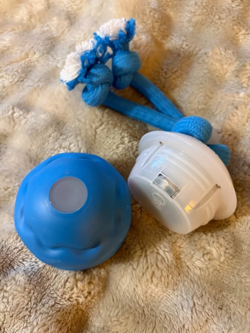 NEW Smart Interactive Dog Toy Ball Automatic Rolling, Bouncing & USB Rechargable